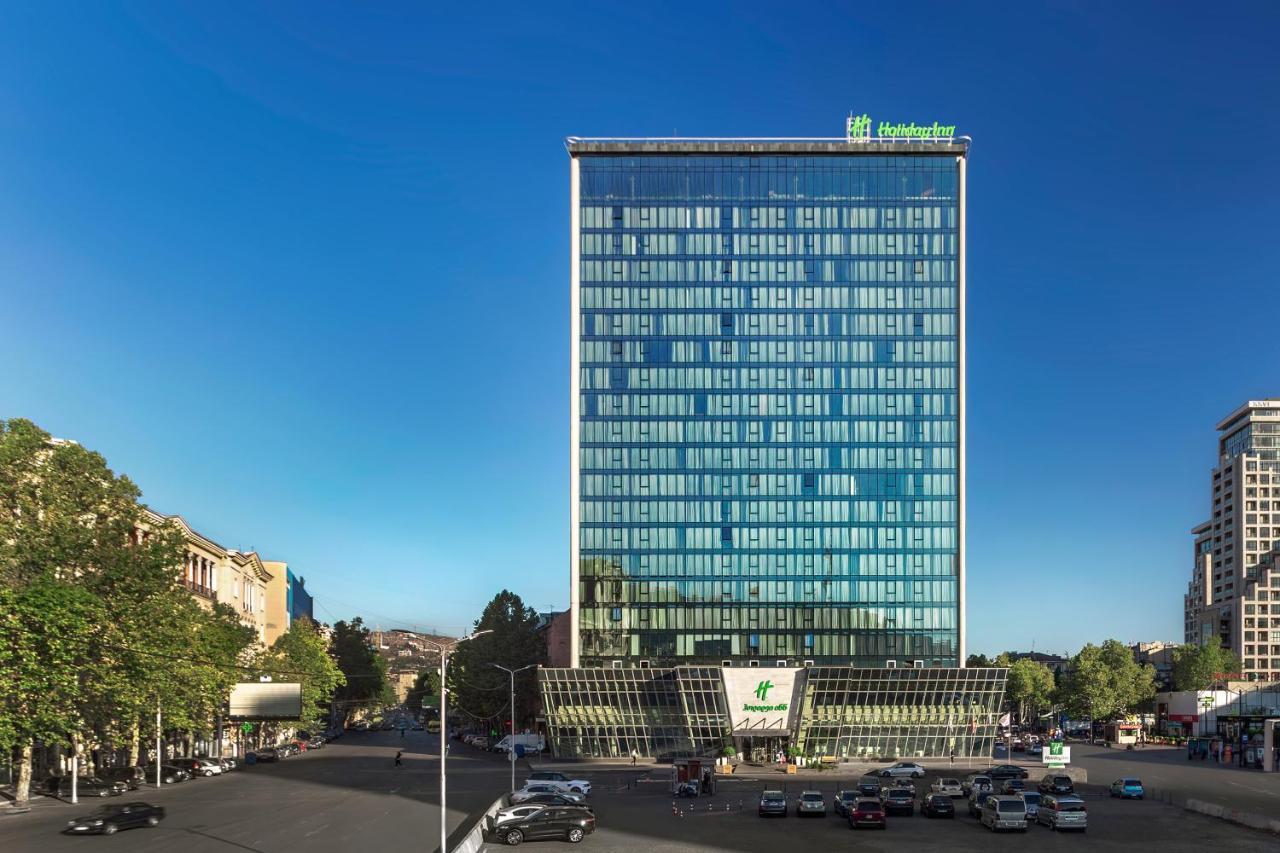 Holiday Inn Hotel