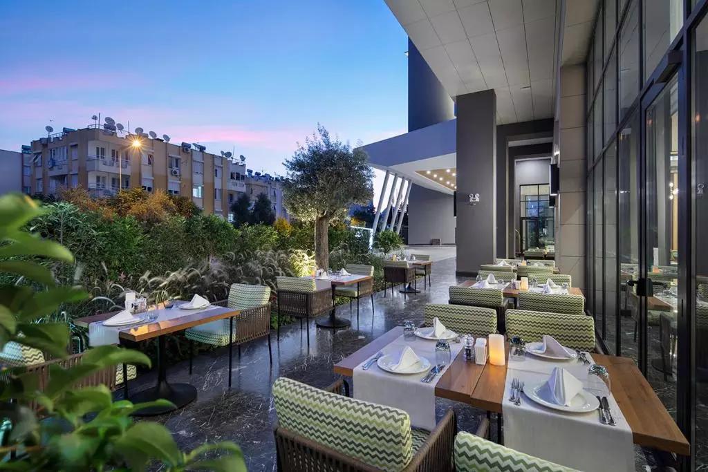 Double Tree By Hilton