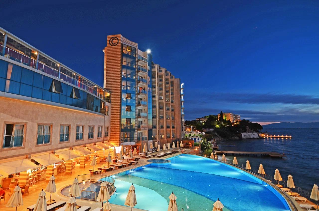 Charisma Deluxe Hotel