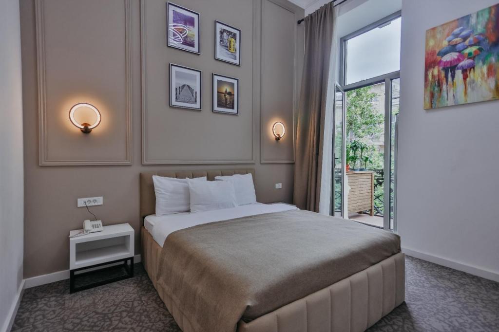 Callisto Hotel