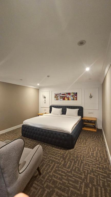 Callisto Hotel