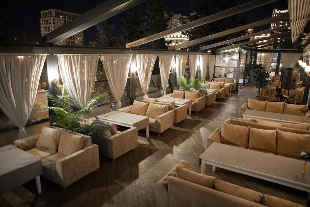 Grand Hotel