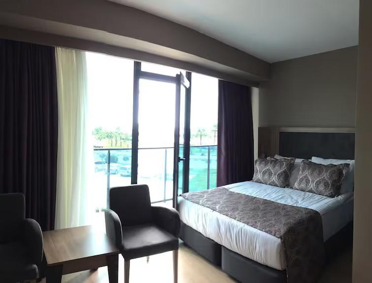 Euphoria Apartments and Residence