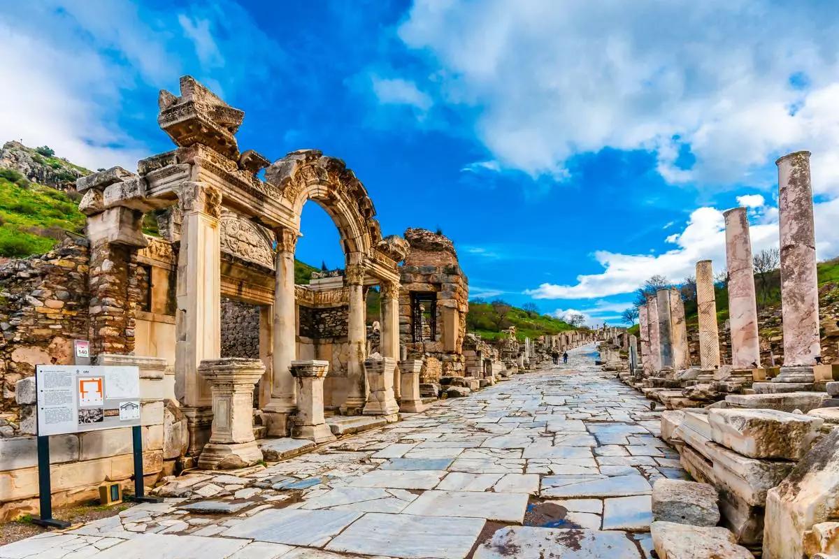 Historical Anatolia tour package