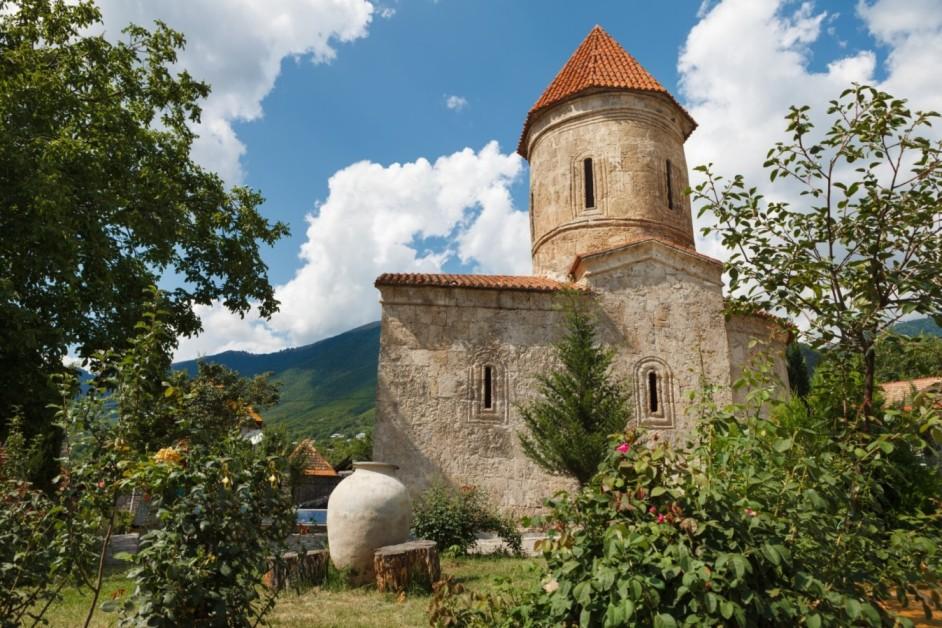 Discover Azerbaijan in a 9-day tour