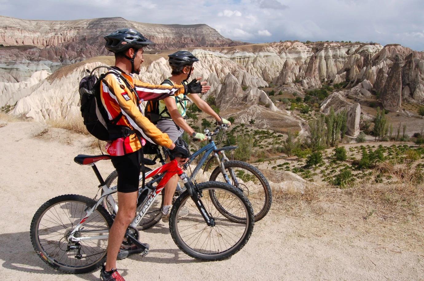Hike, Bike & Kayak tour package