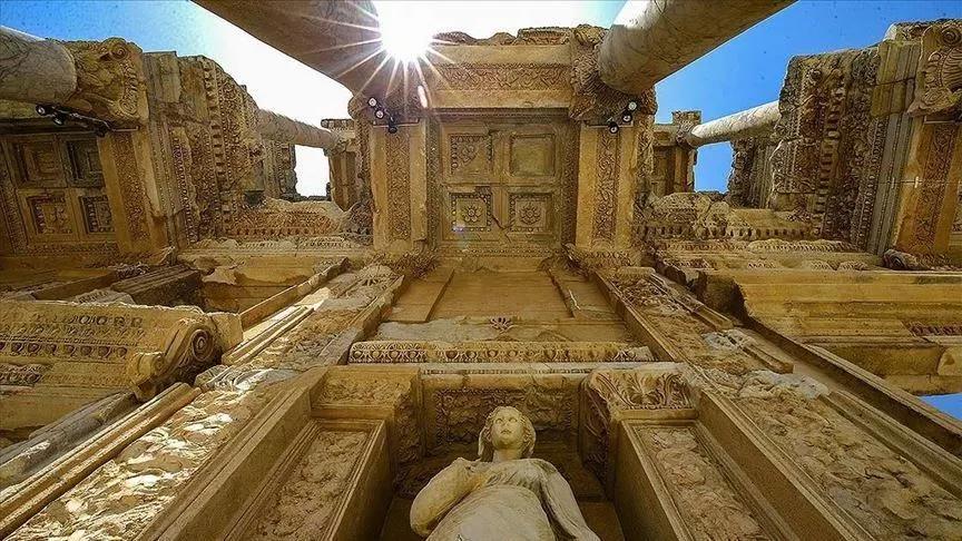 Ephesus and Pamukkale Tour from Istanbul