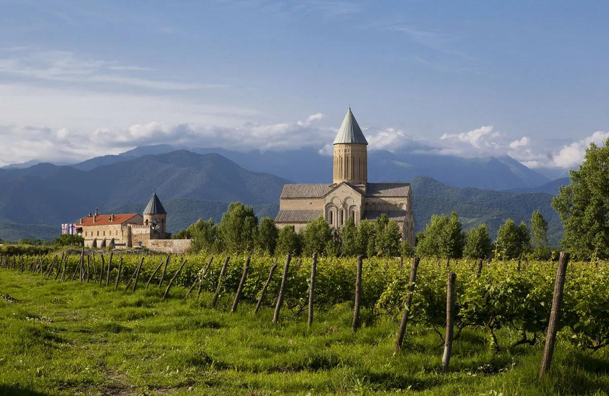 Unforgettable 5-Day Journey Through Georgia’s Beauty