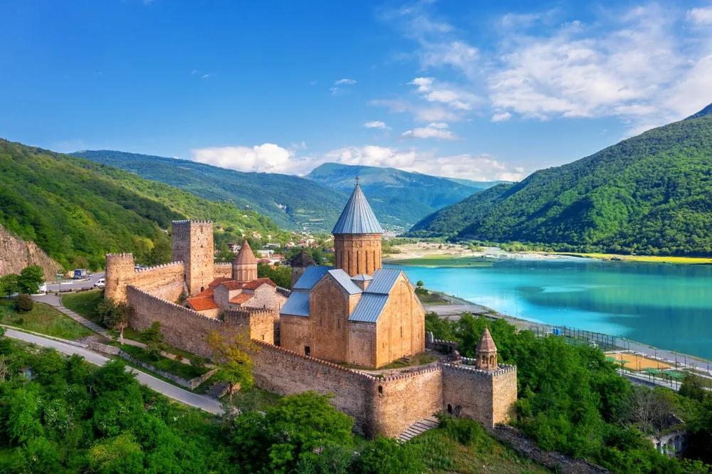 Unforgettable 9 - Day Journey Through Georgia’s Wonders