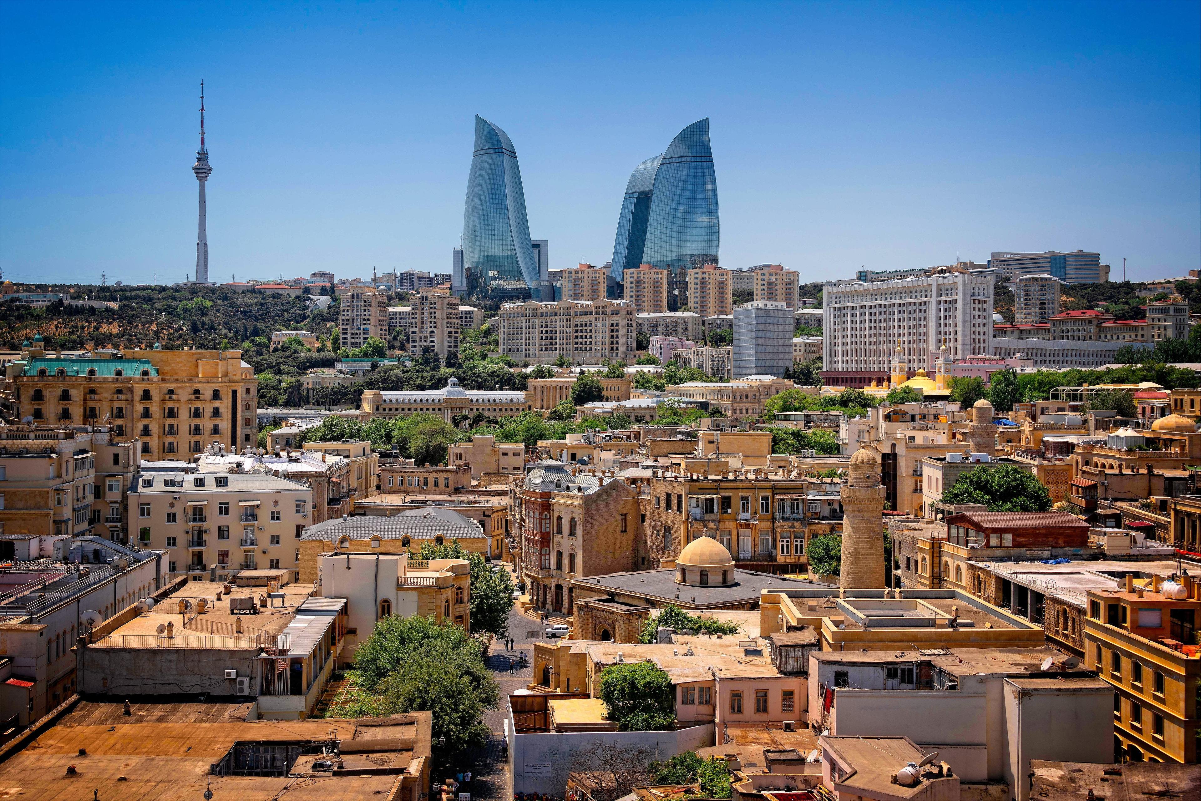 Timeless Azerbaijan: Shopping, Culture and Adventure Tour